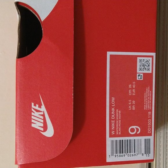 Women's Nike Dunk Low - Rose Whisper - Picture 6 of 6